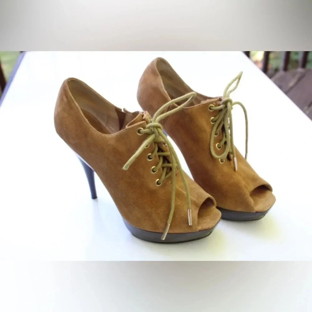 Michael Kors peep toe booties - Picture 5 of 15